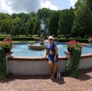 Meet your Posher, Rita